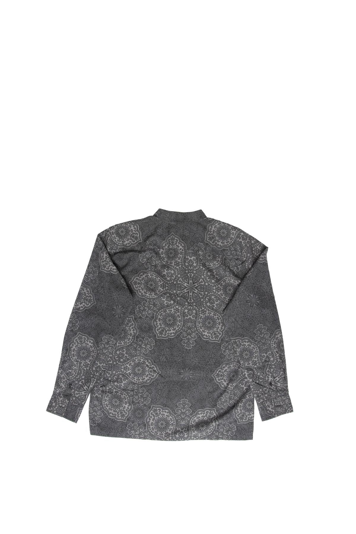 Long-sleeved Shirt in XL