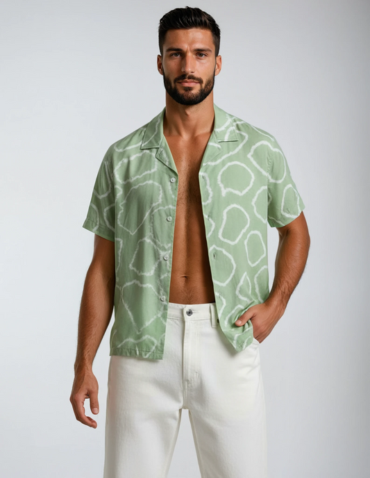 Tie-Dye Crazy Short-Sleeved Shirt in M