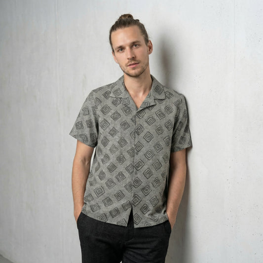 Crazy Short-Sleeved Shirt in L